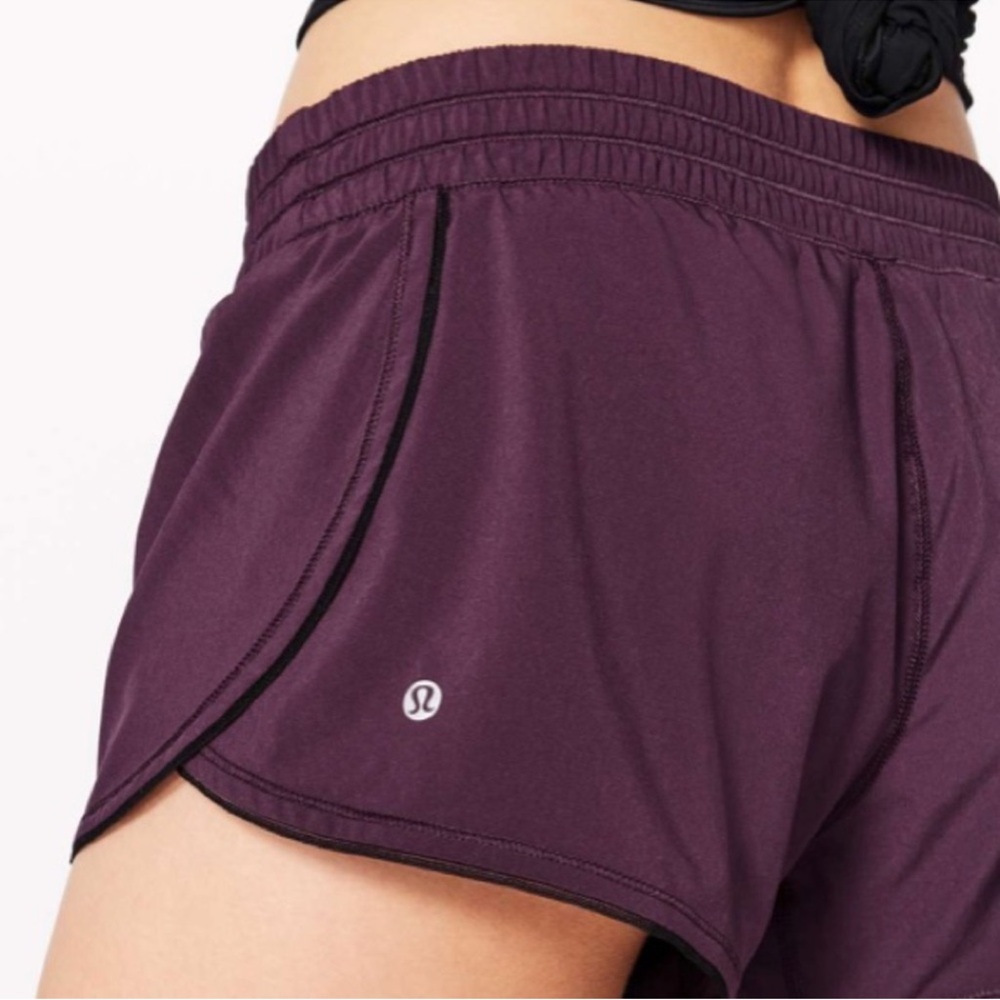Pristine Lululemon Seek The Heat Short II Dark Adobe size: 8 - Picture 4 of 14